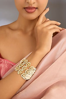 Gold Finish Kundan Polki & Pearl Beaded Adjustable Bangle