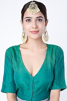 Gold Finish Kundan Polki Earrings With Maang Tikka