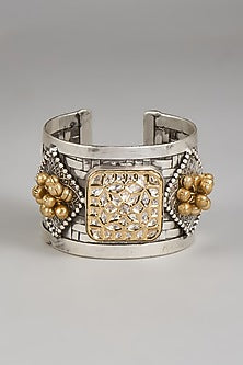 Black Rhodium Finish Kundan Polki Bracelet