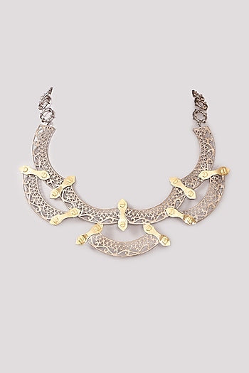 Two Tone Finish Screw Shaped Choker Necklace