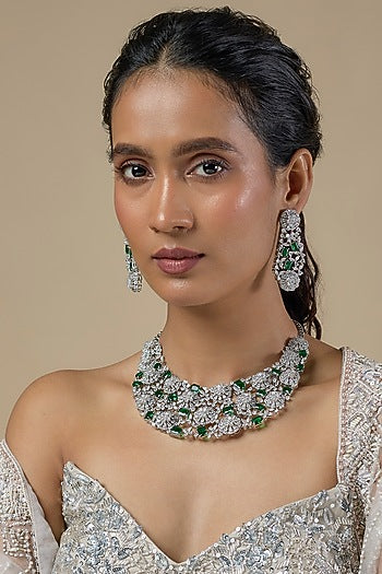 Silver Finish Emerald & Zircon Choker Necklace Set