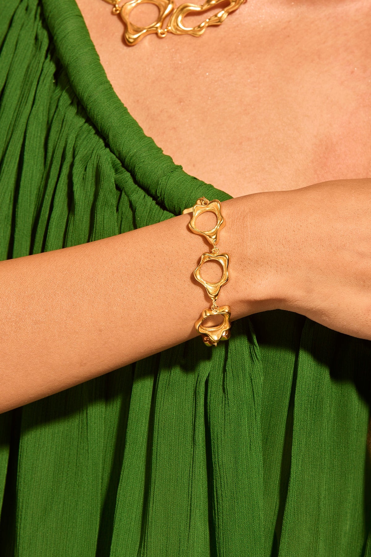 Gold Plated Brass Fluid Curve Bracelet