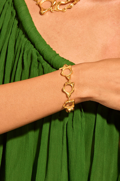 Gold Plated Brass Fluid Curve Bracelet