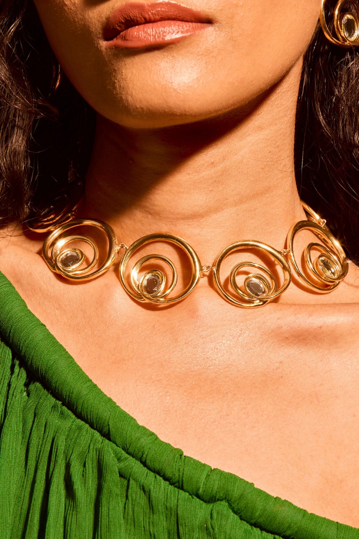 Gold Plated Mirror Wave Choker Necklace