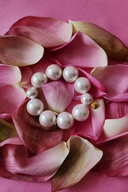 White Pearl Bracelet
