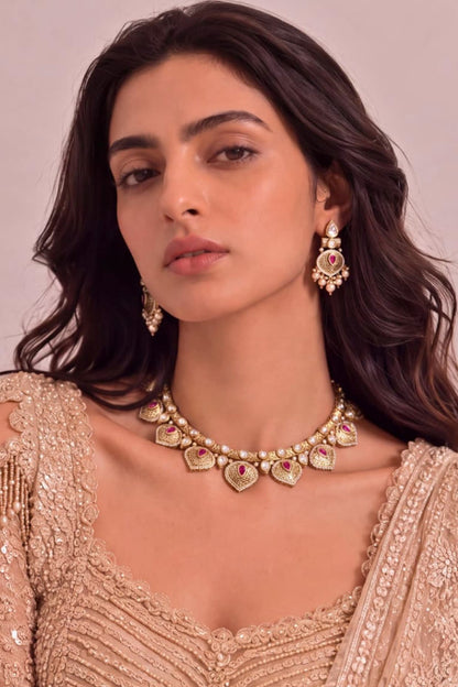 Antique Gold Finish Rani Bagh Necklace Set
