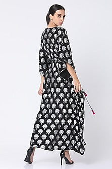 Black Floral Spring Printed Kaftan WIth Attached Slip