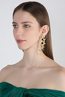 Gold Finish Winterfell Motif Earrings