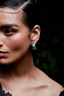 White Rhodium Finis Emerald Spinel Stone Criss-Cross Stud Earrings In Sterling Silver