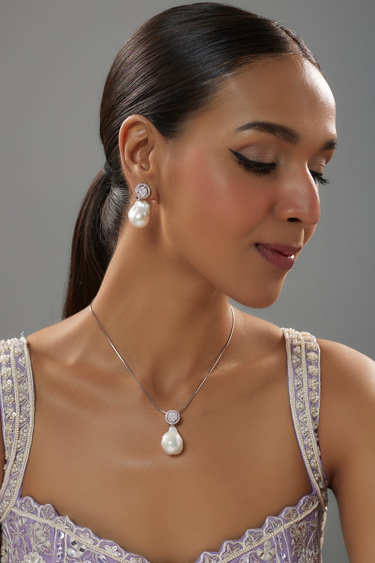 White Finish Baroque Pearl Pendant Necklace Set In Hallmark Sterling Silver