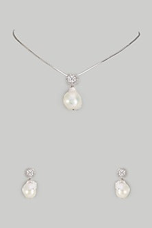 White Finish Baroque Pearl Pendant Necklace Set In Hallmark Sterling Silver