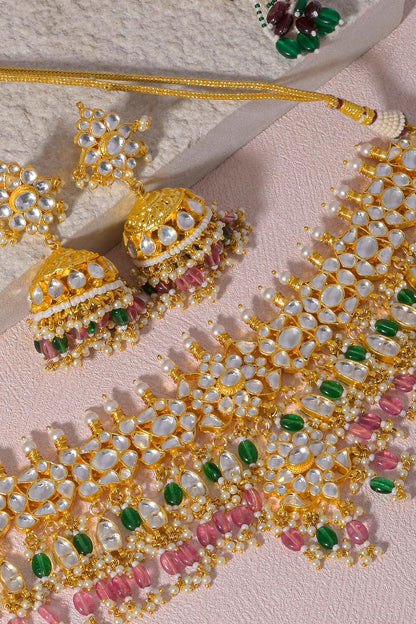 Kundan Studded Necklace & Jhumkas Set 
