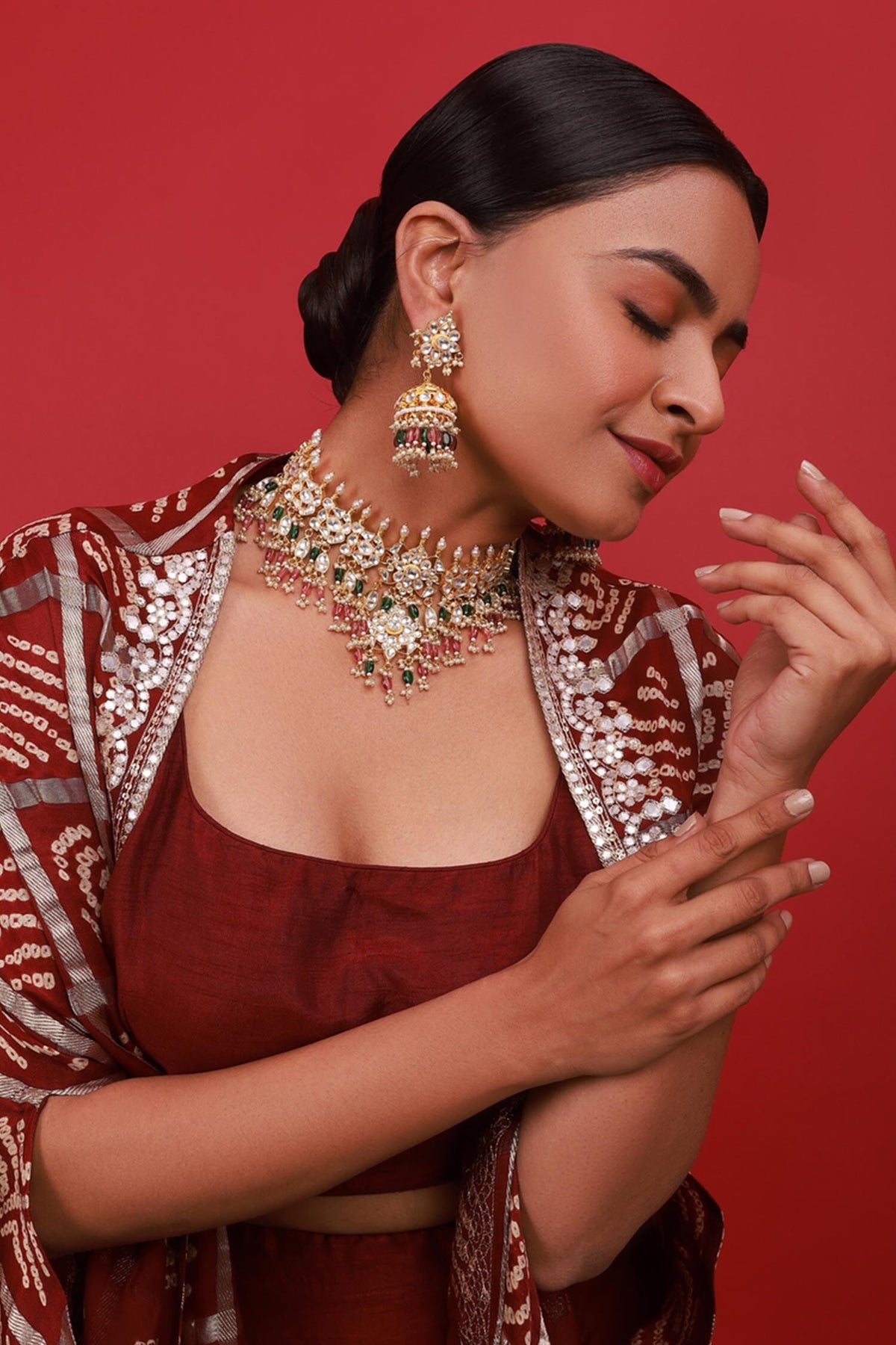 Kundan Studded Necklace & Jhumkas Set 