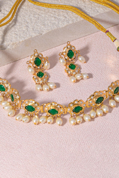 Amritsari Jadau Embellished Choker Set 