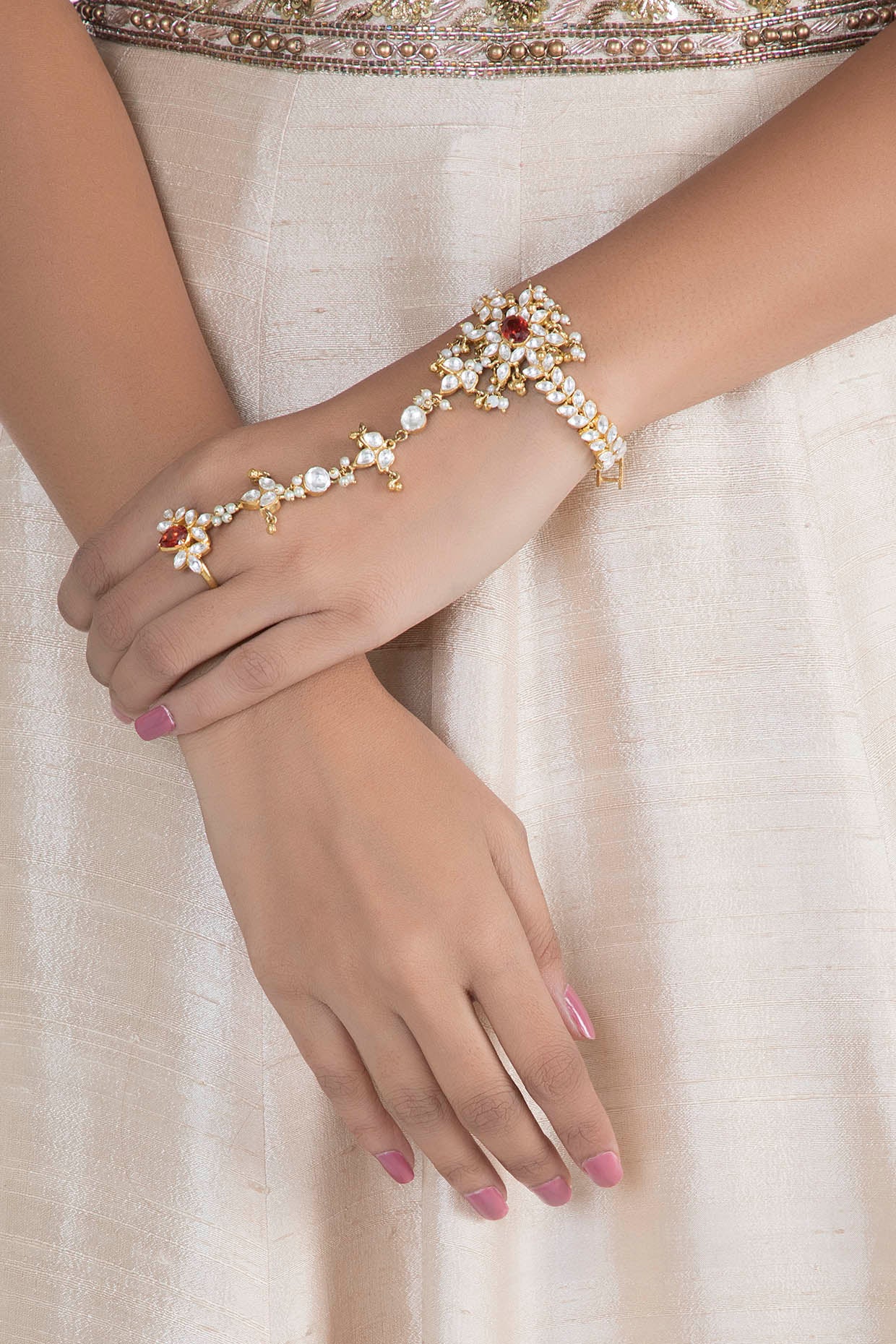 Gold Plated Floral Motif Hathphool