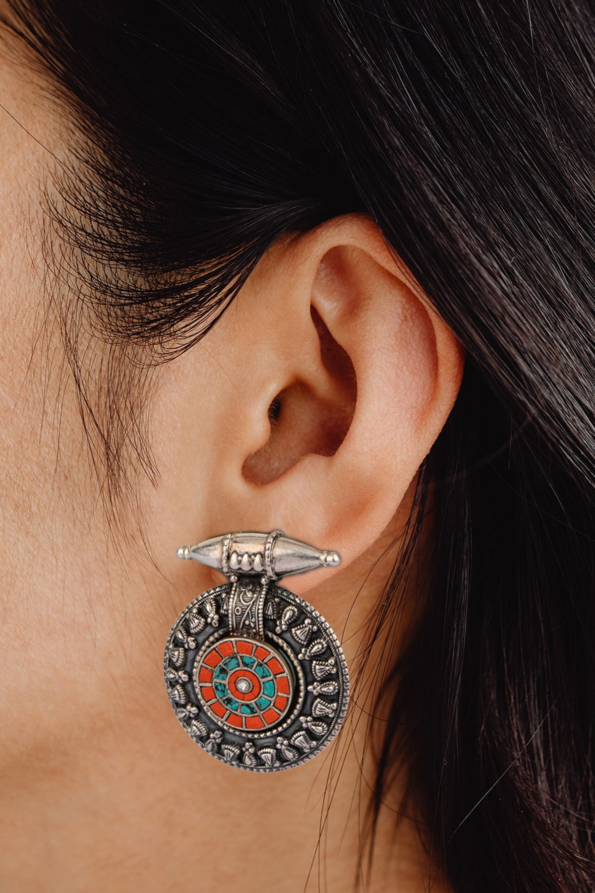 White Finish Coral Synthetic Stud Earrings In 92.5 Sterling Silver