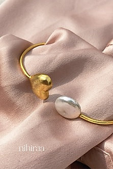 Gold Finish Pearl Handcrafted Bracelet