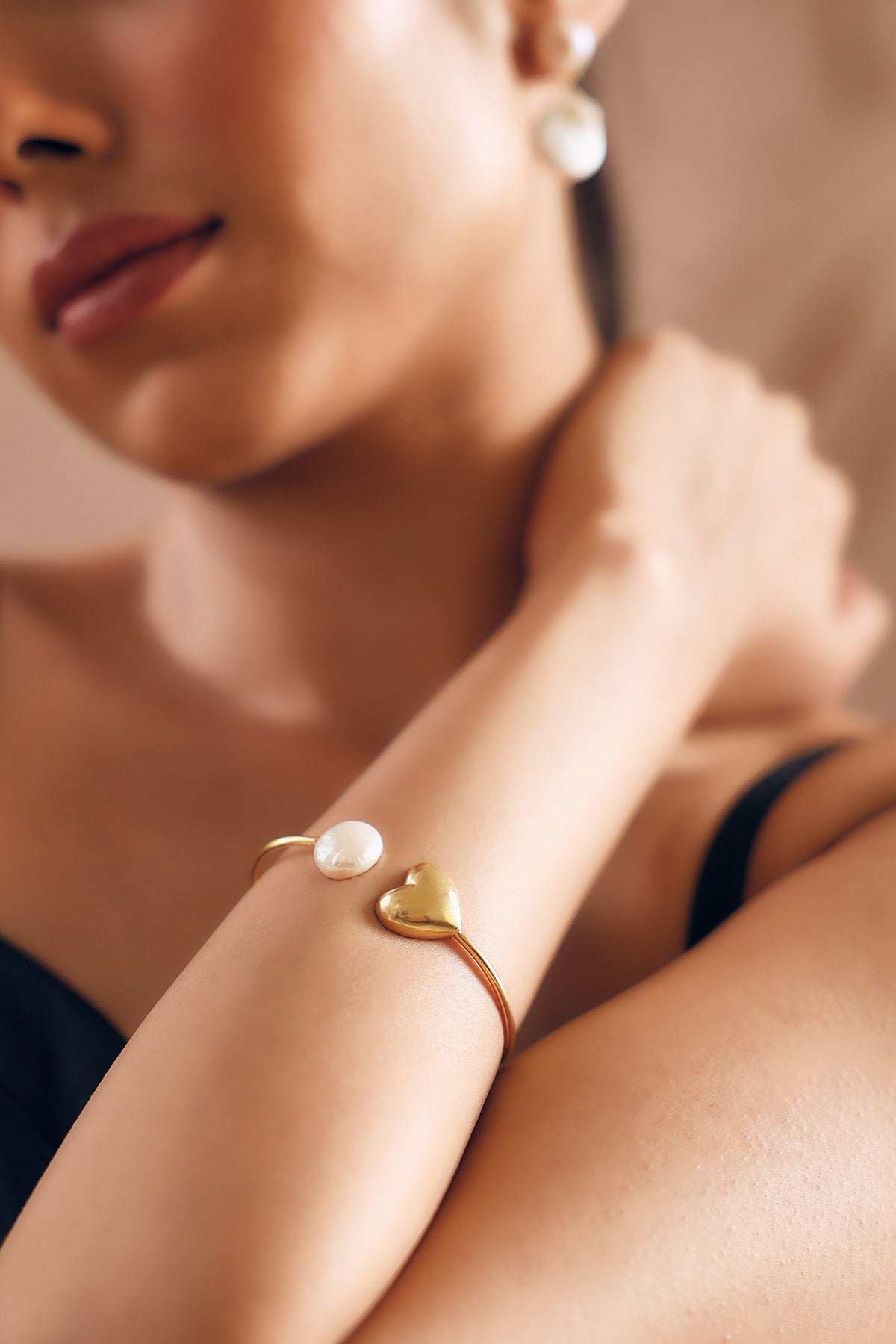 Gold Finish Pearl Handcrafted Bracelet