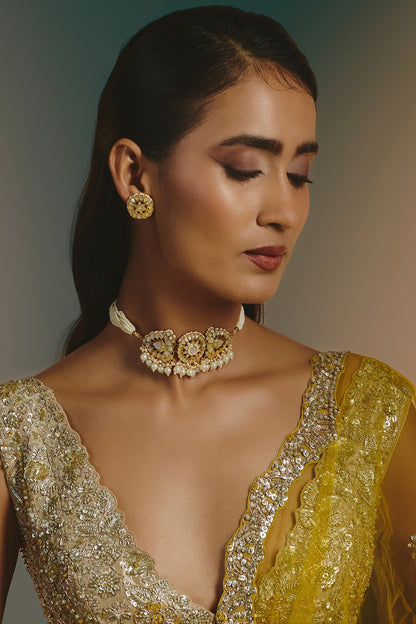 Micro Gold Finish Mother Of Pearl & Kundan Polki Choker Necklace Set