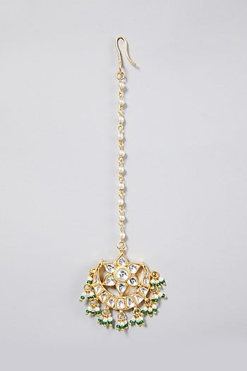 Gold Finish Kundan Chand Maang Tikka