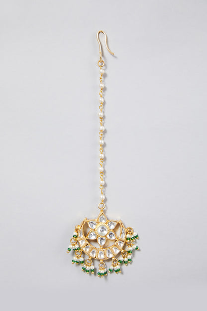 Gold Finish Kundan Chand Maang Tikka