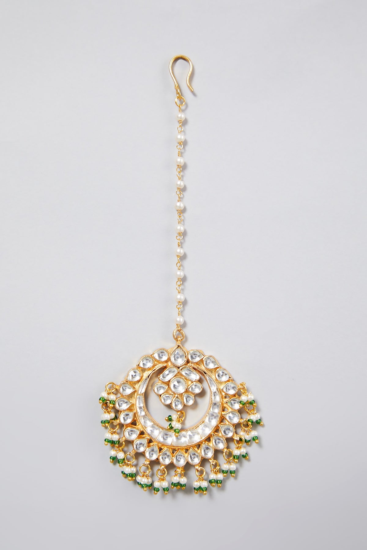 Gold Finish Oversized Pearl Maang Tikka