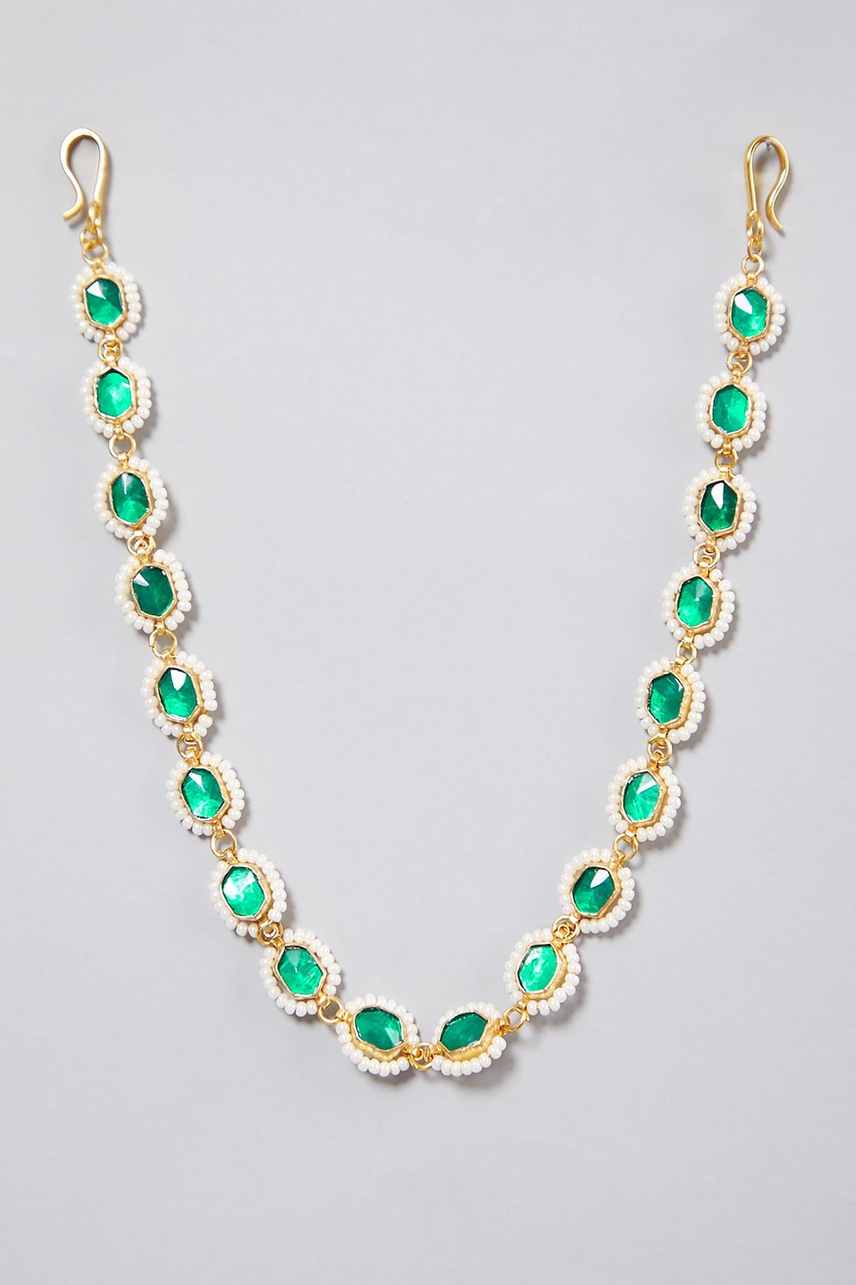 Gold Finish Mathapatti With Kundan