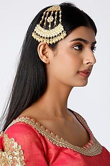 Gold Finish Pearl Floral Pasa