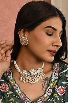 Micro Gold Finish Kundan Polki & Mother Of Pearl Choker Necklace Set