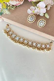 Micro Gold Finish Kundan Polki & Mother Of Pearl Choker Necklace Set