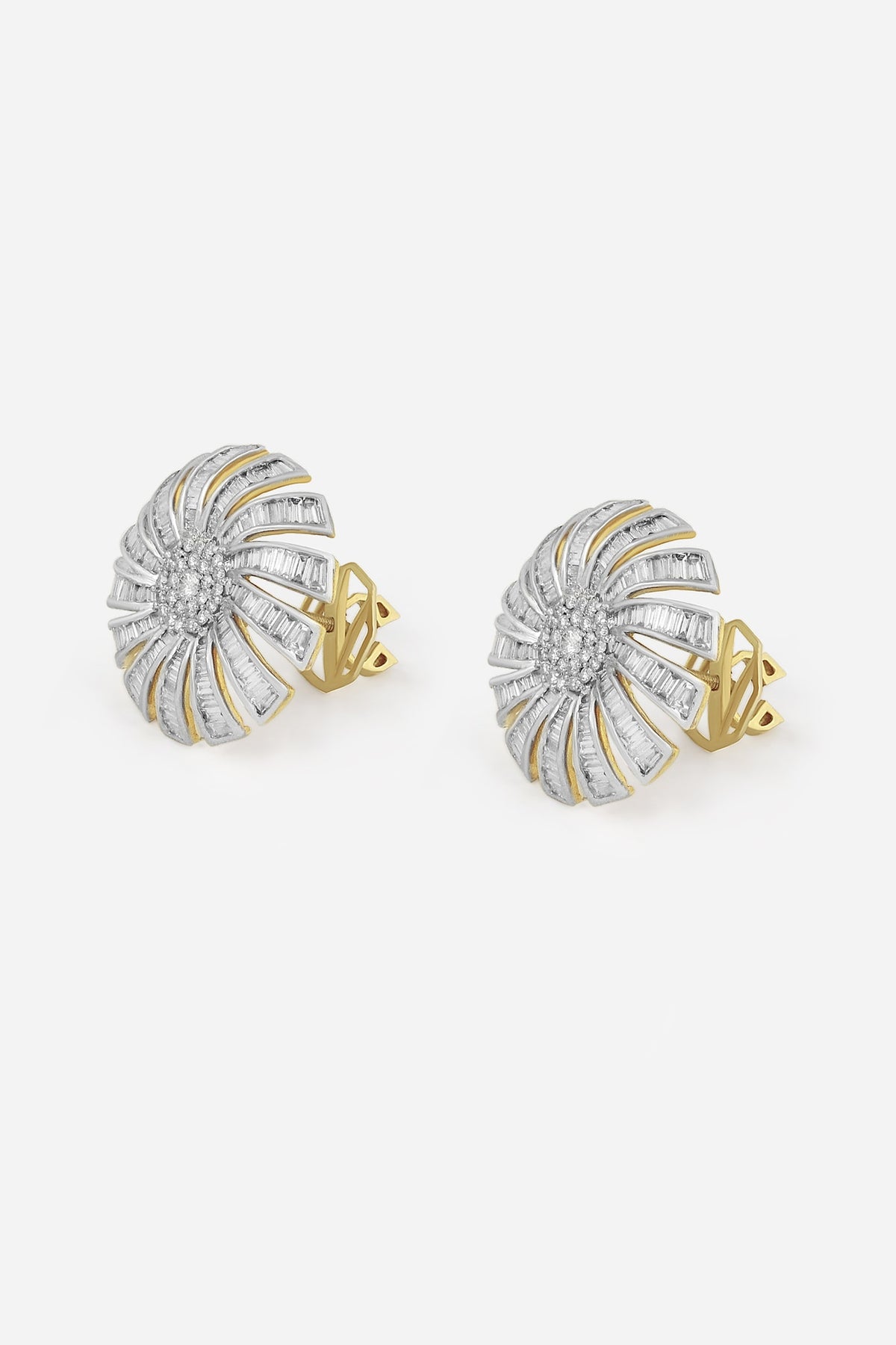18kt Yellow Gold Finish Baguette & Round-Shaped Diamond Stud Earrings