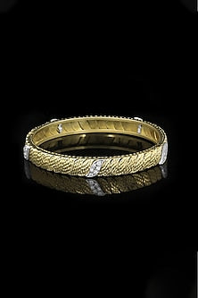 18kt Yellow Gold Finish Round-Shaped Diamond Bangle