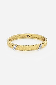 18kt Yellow Gold Finish Round-Shaped Diamond Bangle