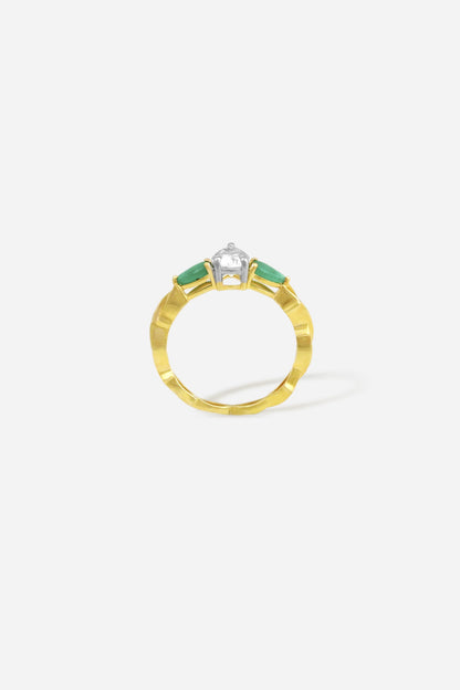 18kt Gold Finish Pear-Shaped Diamond & Emerald Stone Ring