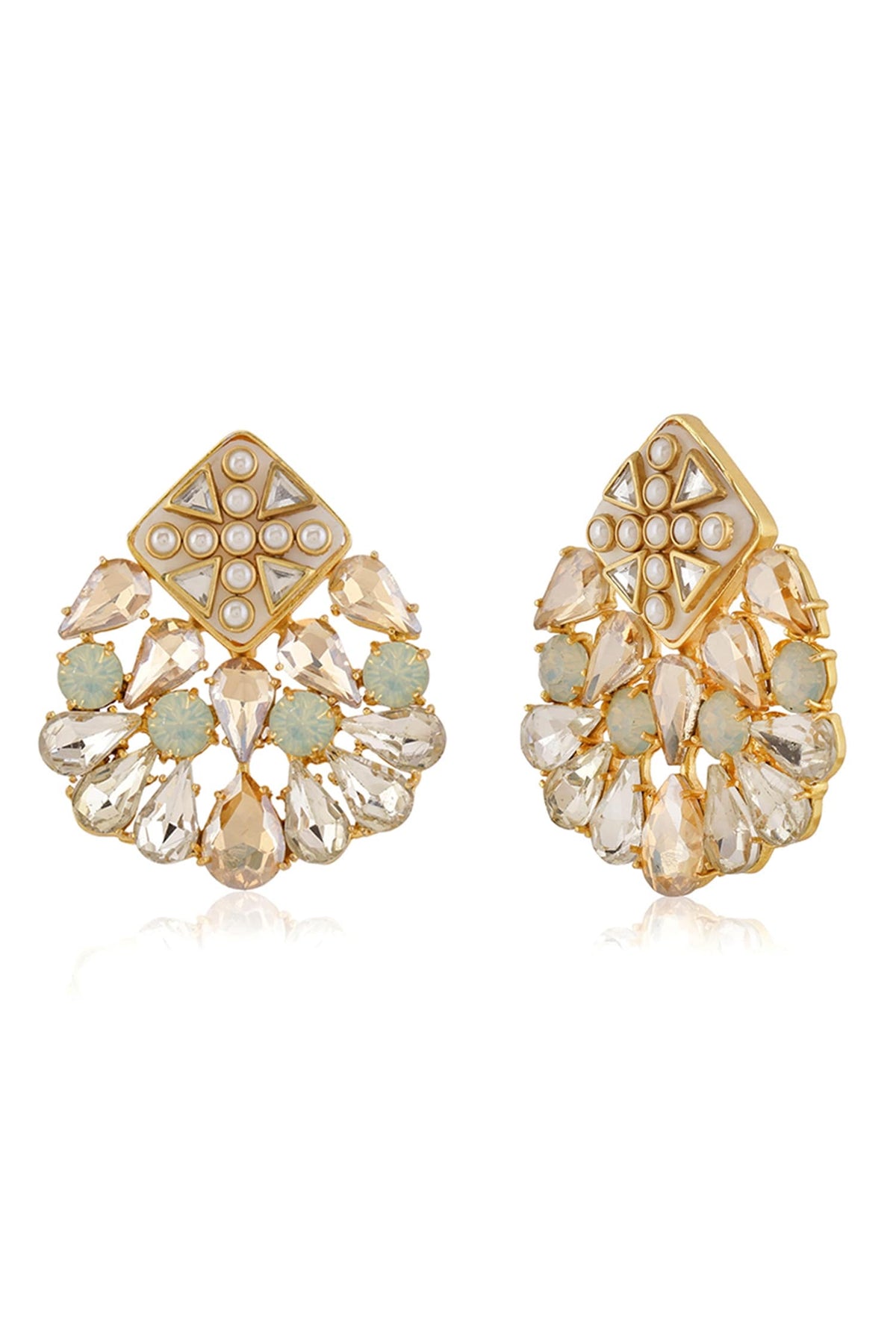 Nivi Earrings 