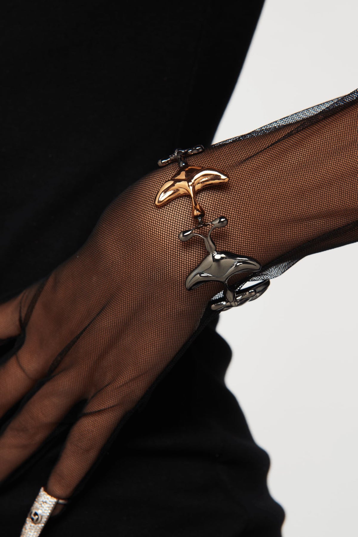 Gunmetal Plated Bangle In Brass