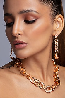 Gold Finish Zircon Textured Necklace