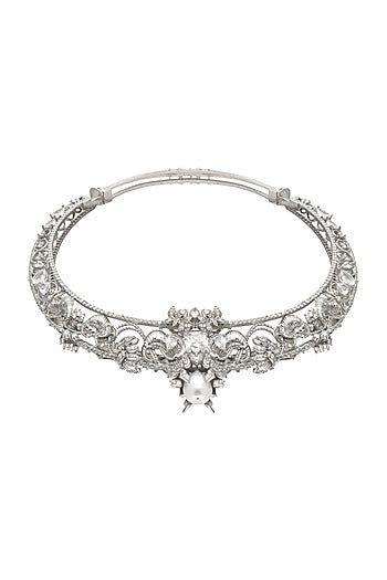 White Plated Swarovski & Baroque Pearls Necklace