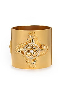 Gold Finish Swarovski Crystal Horse Motif Handcuff In Sterling Silver