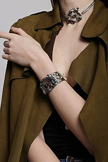 Gunmetal Plated Pearl Bracelet