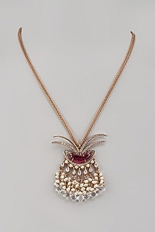 Gold Finish Le Palm Fish Pendant Pearl Necklace