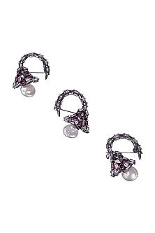 Gun Metal Finish Pearl Handcrafted Brooch