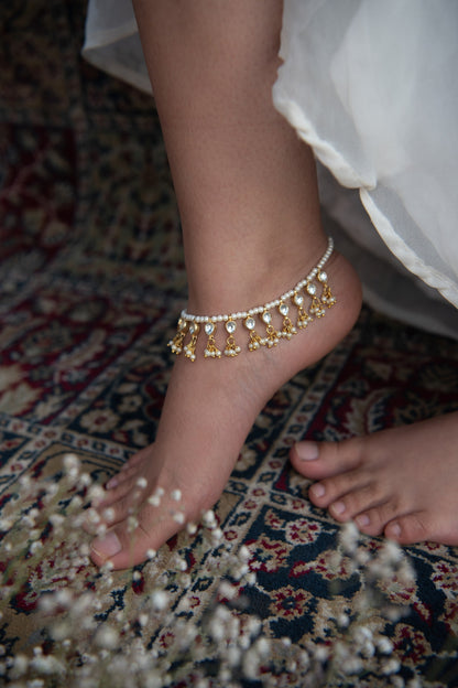 Gold Finish Shell Pearl & Kundan Polki Anklets (Set of 2)