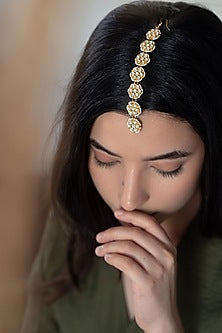 Gold Plated Floral Kundan Polki & Seed Pearl Maagntikka