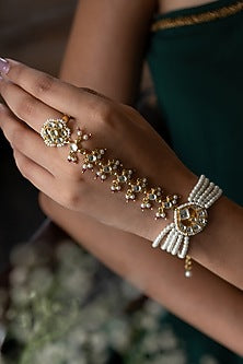 Gold Plated Kundan & Pearl Hathphool