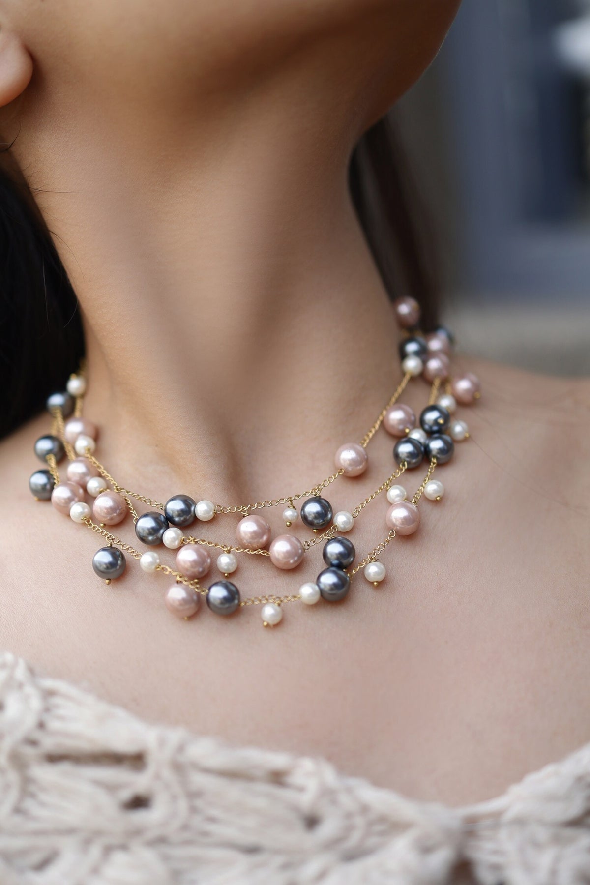 Layered Pearl Necklace 