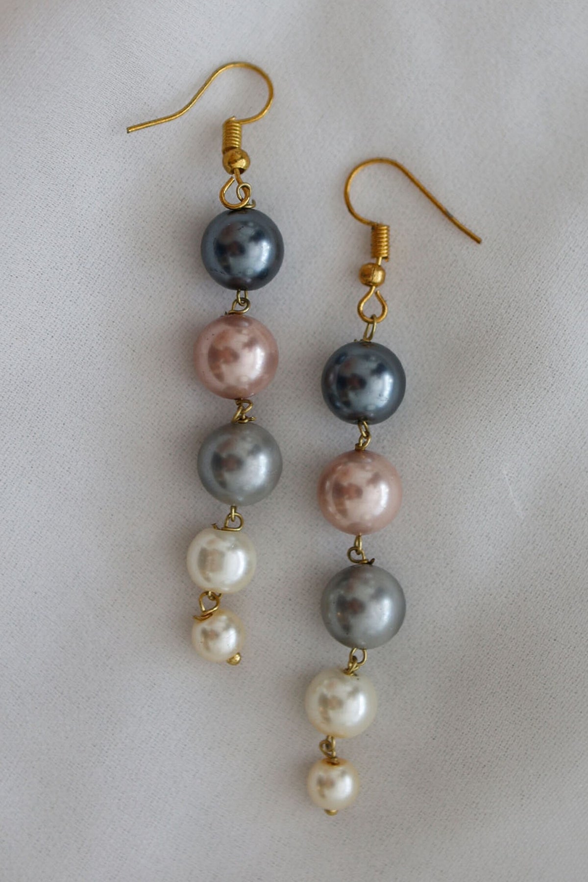 Pearl Drop Earrings 