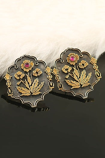 Two-Tone Finish Floral Handcrafted Stud Earrings In Sterling Silver