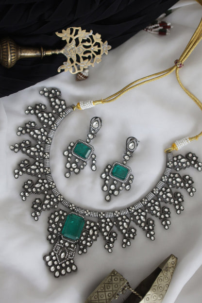 Victorian Polki Necklace Set 