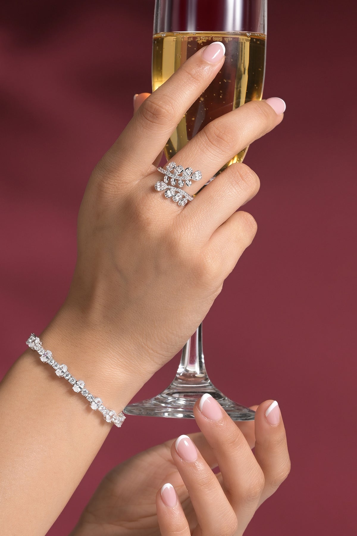 White Rhodium Finish Leaf-Shaped Zircon Branch Ring